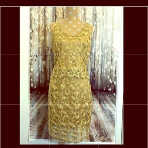 Vintage Renfrew Gold embroidery and lace 2pc.